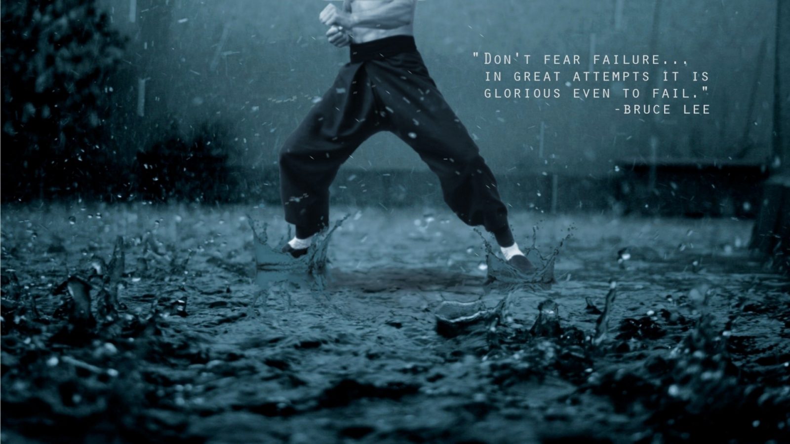 Bruce-Lee-inspirational-quote-wallpaper