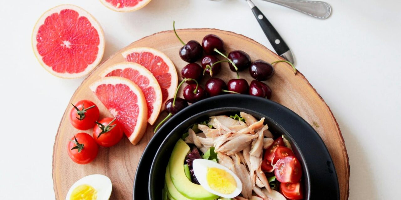 Catering ketogeniczny: czy to dobry sposób, by szybko zredukować tkankę tłuszczową?